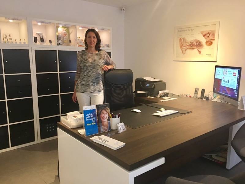 audioprothésiste spécialisée dans les acouphènes à Bordeaux